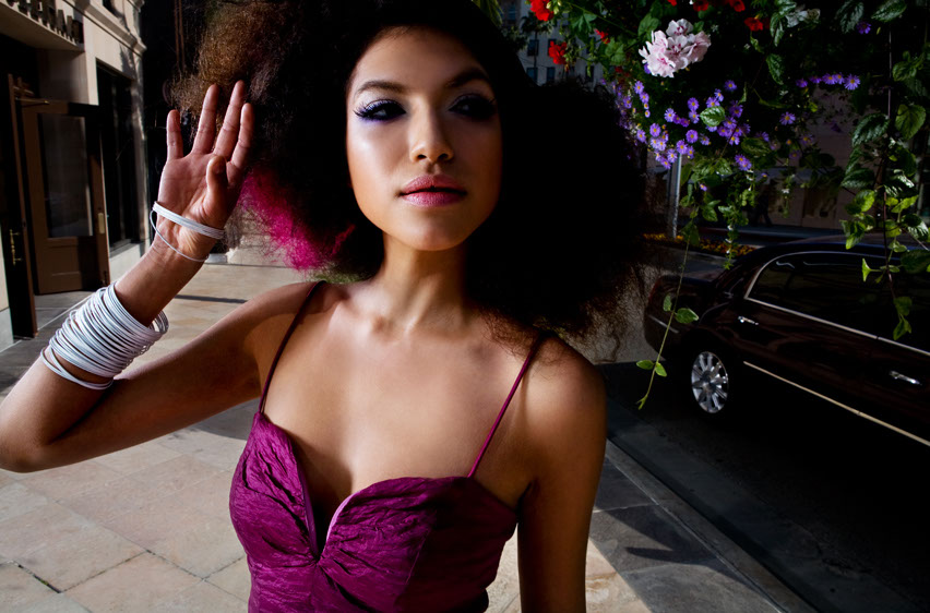Photography-Portraits_Purple dress and fro-Kevin Schmitz