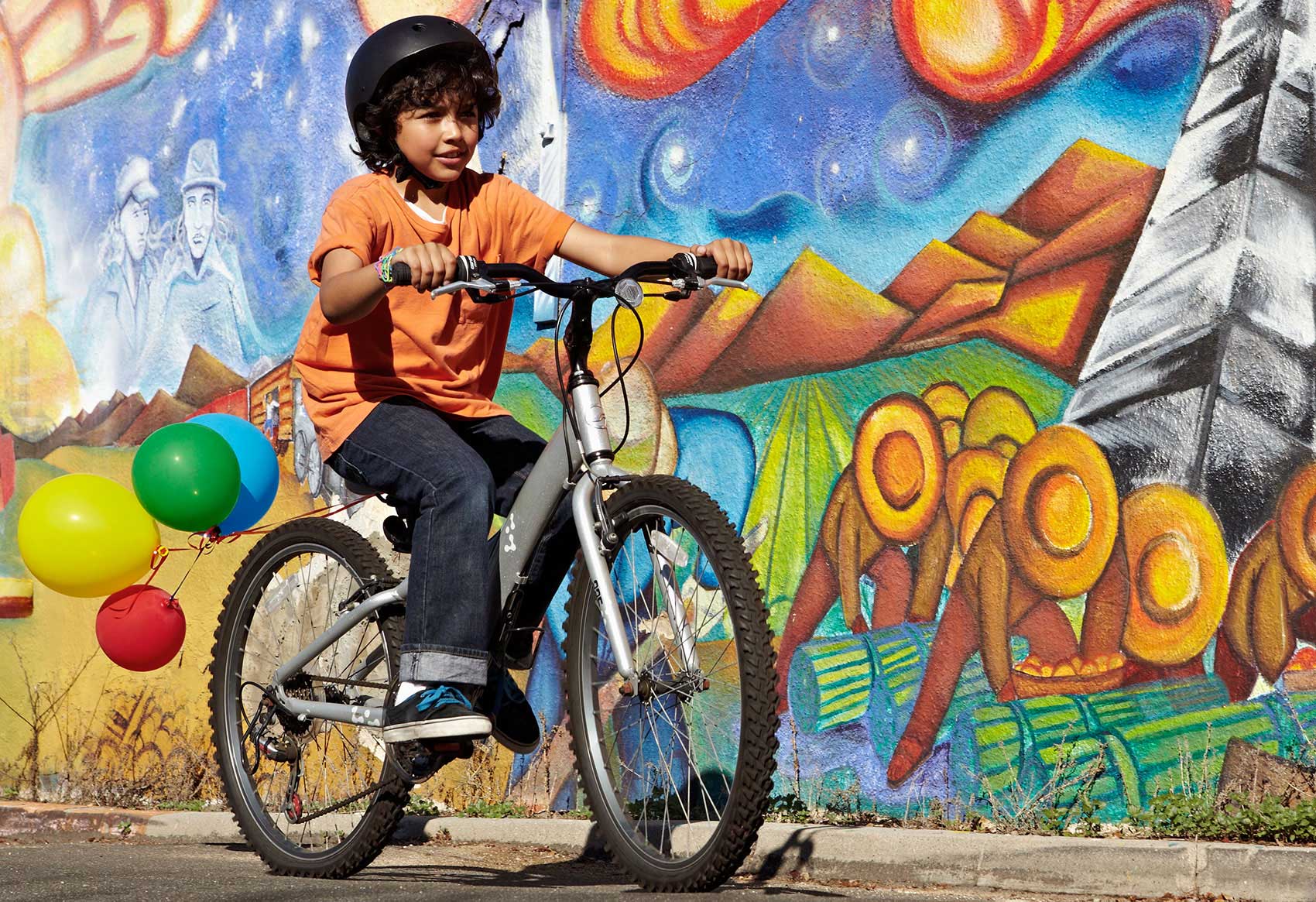 Photography_Children Teens_Kid riding a bike-Tony Garcia