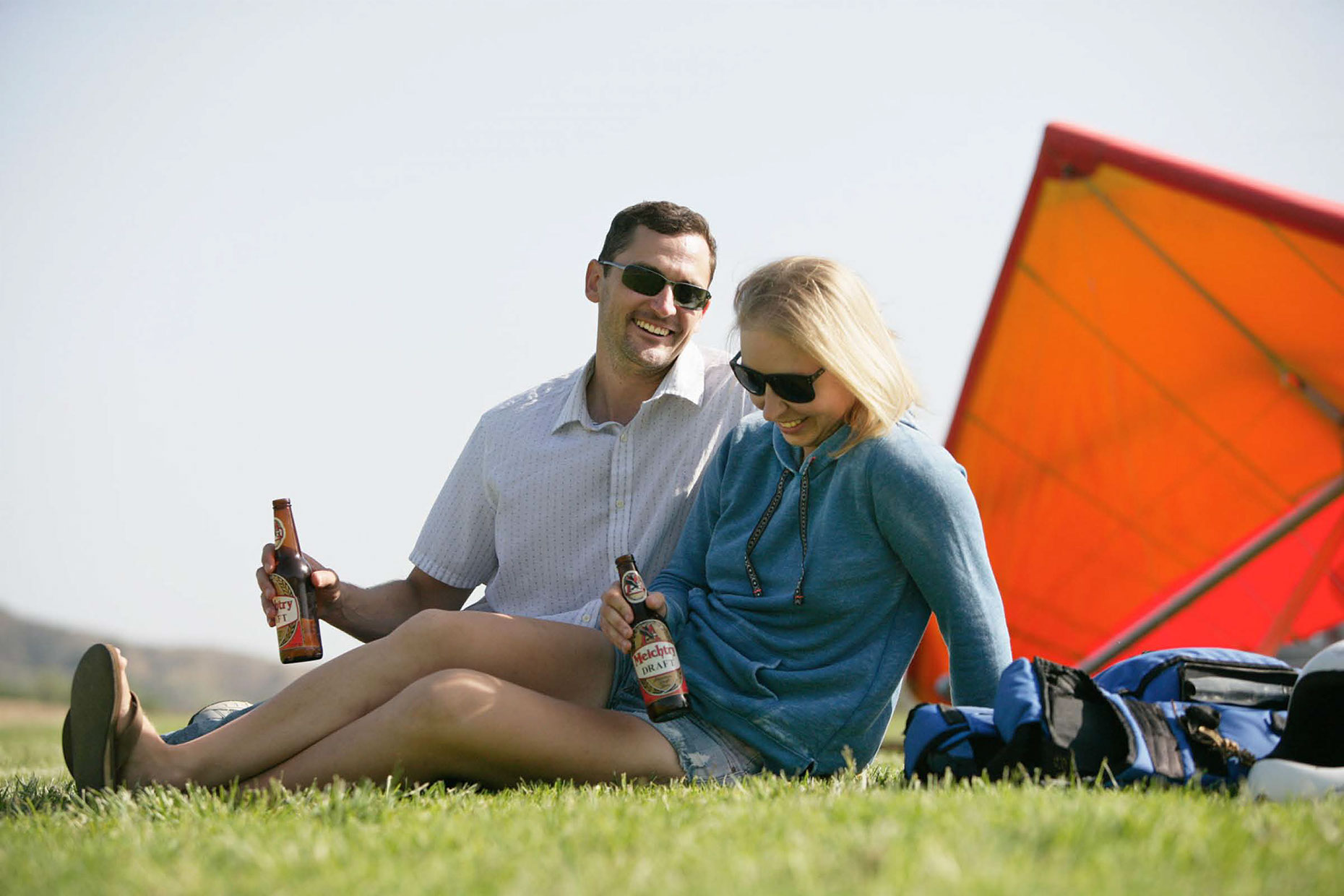 Photography_Lifestyle_Beers after Hang Gliding-Tony Garcia