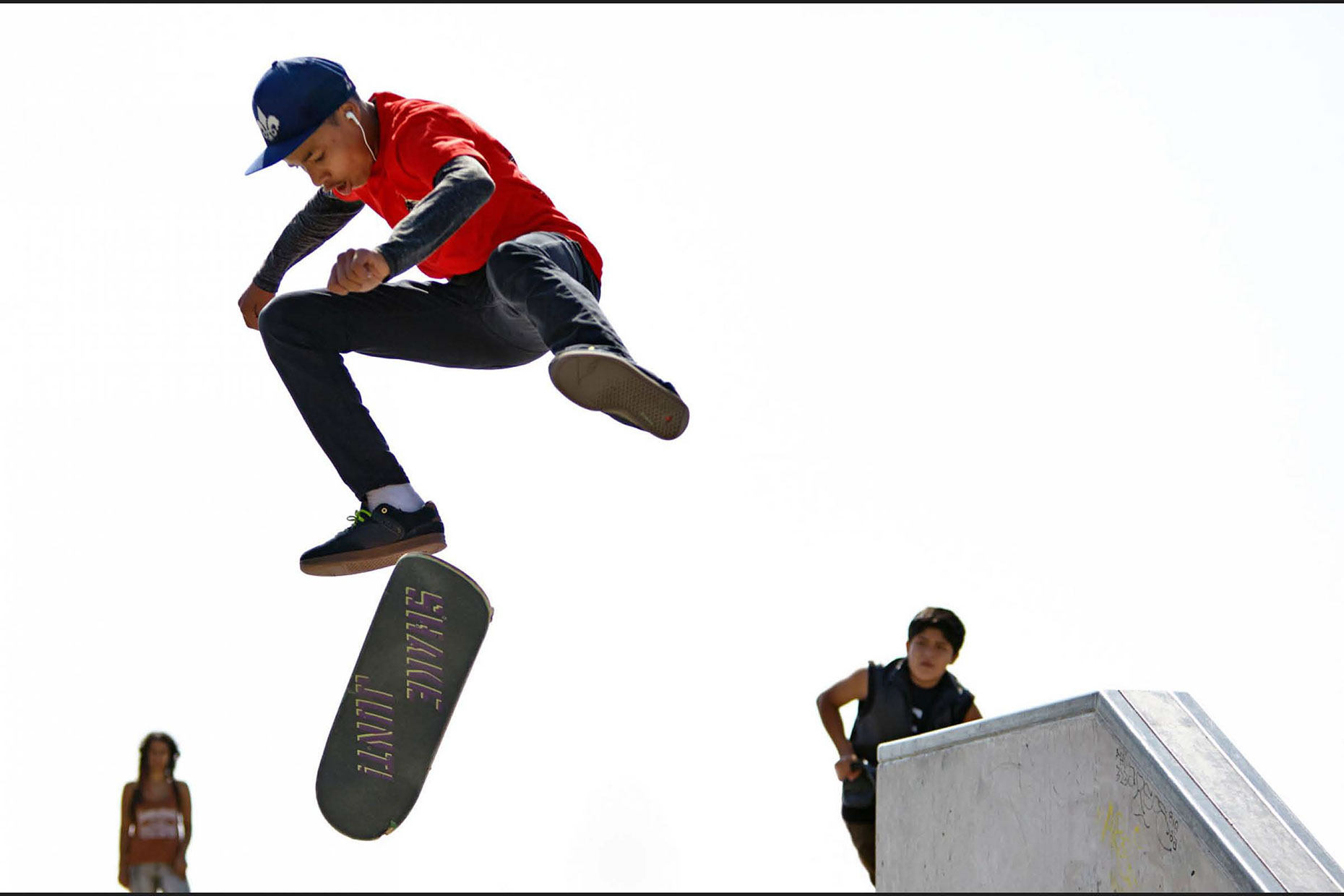 Photography_Lifestyle_Skateboard Tricks in Skate Park-Tony Garcia