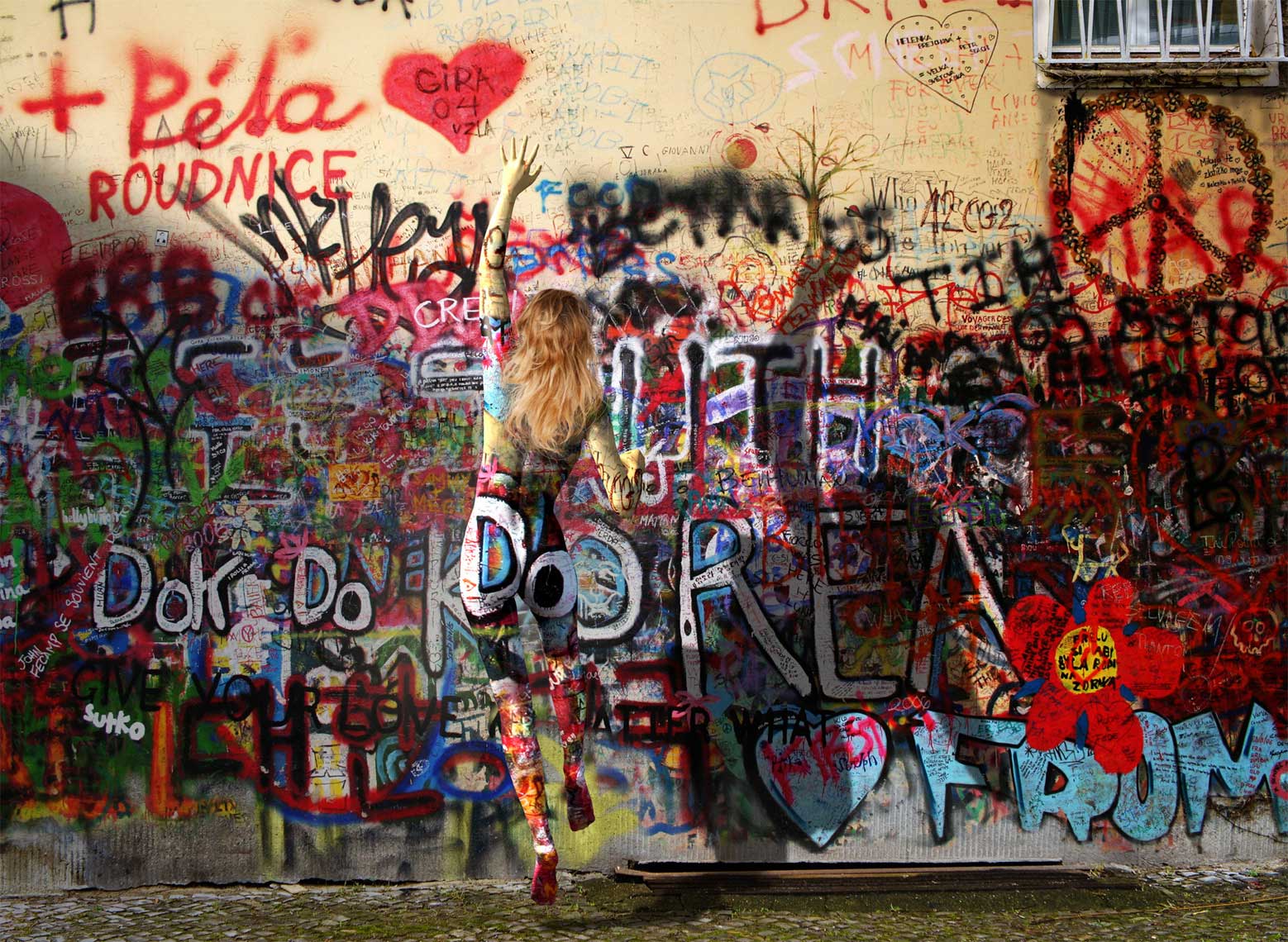 cgi_characters-wall-spray-painted-grafitti